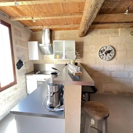 Duplex Atypique Calme * Uzès